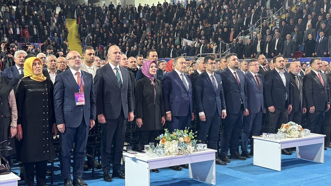 Bakan Göktaş, AK Parti Afyonkarahisar İl Kongresi'nde Türkiye'nin Geleceğini Vurguladı