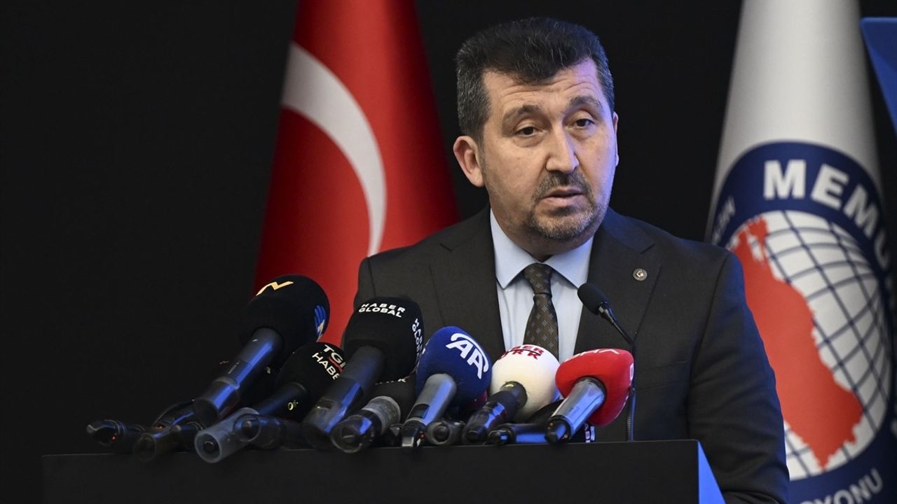 Bakan Işıkhan, Kamu Personel Sisteminin Sorunları Üzerine Değerlendirmelerde Bulundu