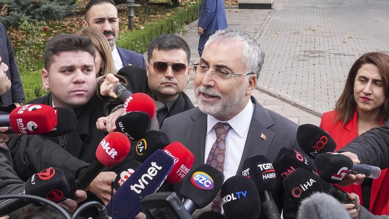 Bakan Işıkhan, Yeni Asgari Ücret Hedeflerini Açıkladı