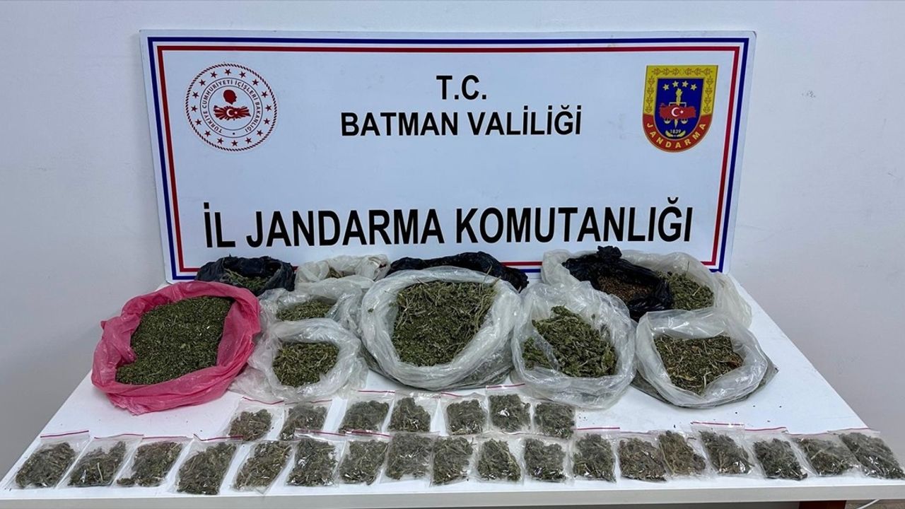 Batman'da Uyuşturucu Operasyonu: 6 Kilo 300 Gram Esrar Ele Geçirildi