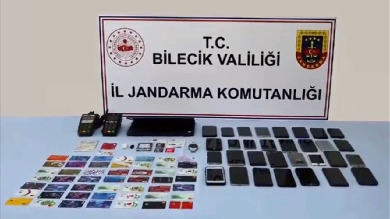Bilecik'te düzenlenen dolandırıcılık operasyonunda 14 kişi tutuklandı