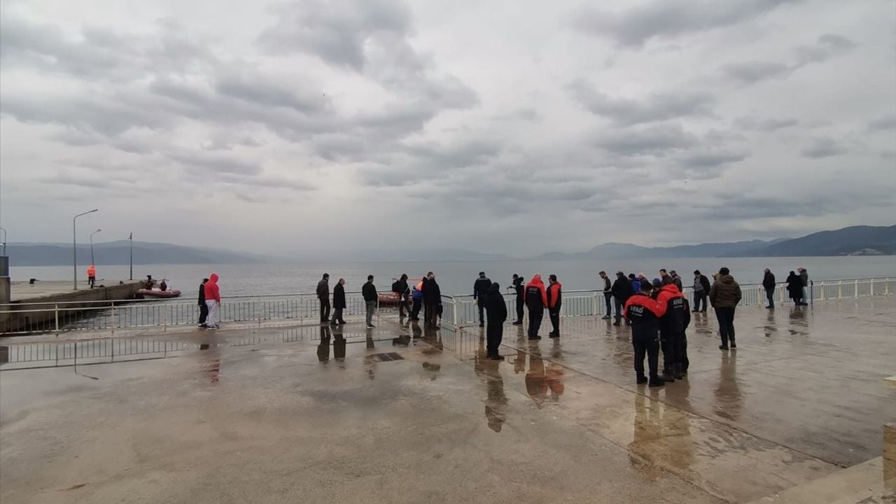 Bursa'nın Mudanya İlçesinde Kayıp Kişi İçin Arama Çalışmaları Üçüncü Gününde Devam Ediyor