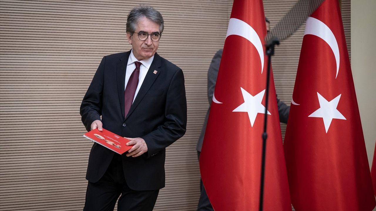 CHP Genel Başkan Yardımcısı Yalçın Karatepe: Türkiye'nin İktisat Politikası Fon Yöneticisi Zihniyetiyle Hazırlanmış