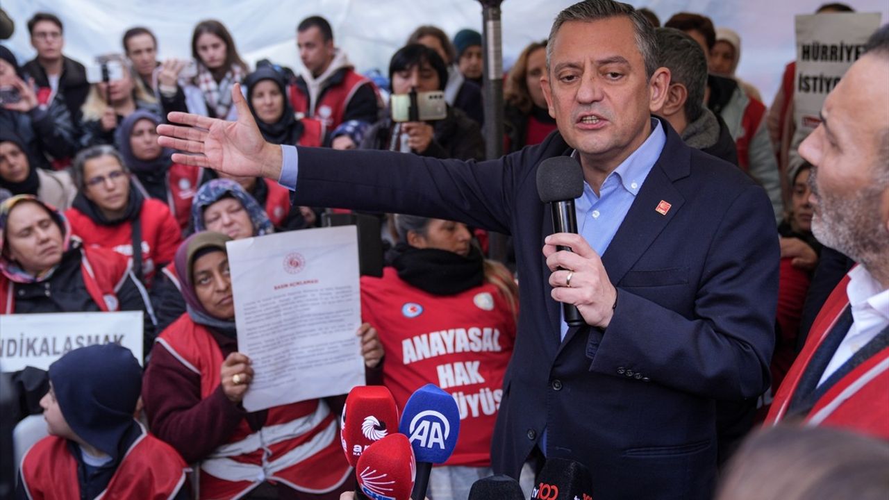 CHP Genel Başkanı Özgür Özel, Polonez İşçilerine Destek Ziyaretinde Bulundu