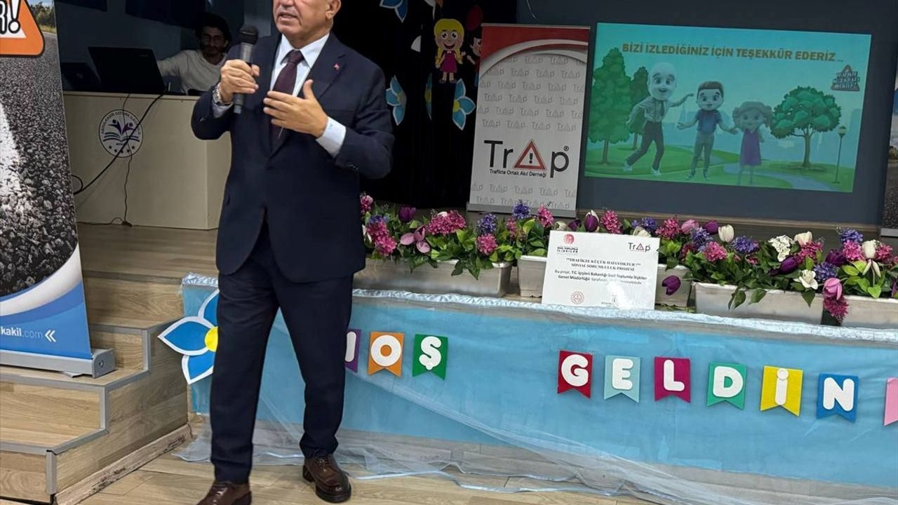 Çocuklara Trafik Bilinci Kazandırma Projesi Okullarda Uygulanıyor