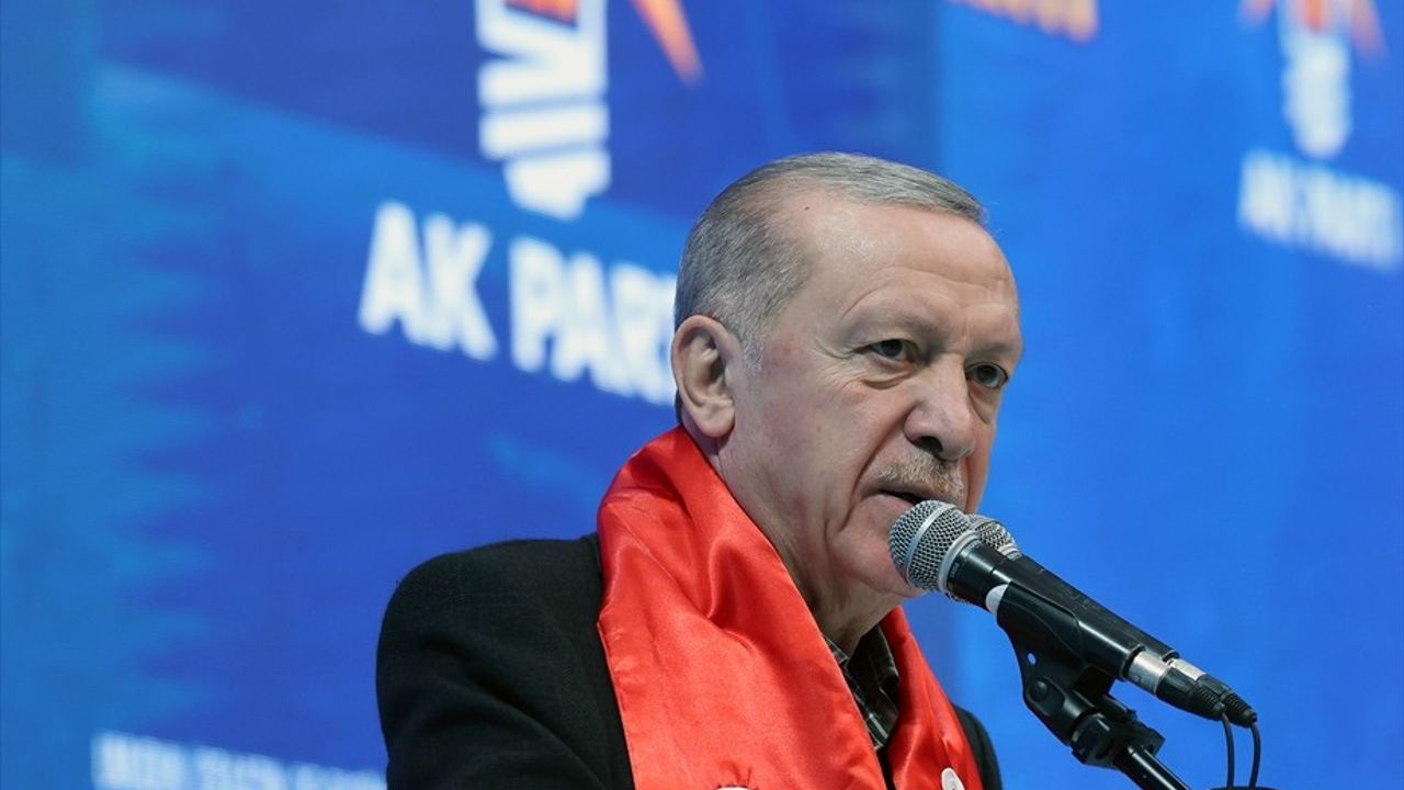 Cumhurbaşkanı Erdoğan'dan Deprem Açıklaması: 'Hayal Kırıklığı Yaşatmaya Devam Ediyoruz'