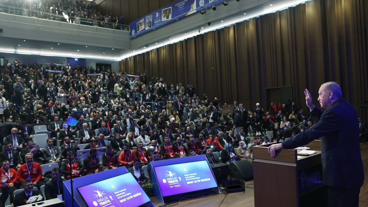 Cumhurbaşkanı Erdoğan, Dünya Engelliler Günü Buluşması'nda Özel Gereksinimli Bireylere Yönelik Projeleri Açıkladı