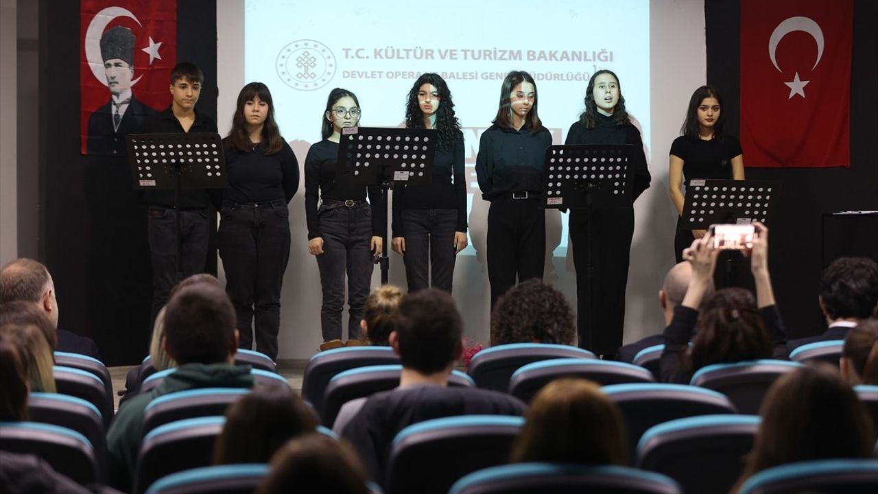 Devlet Opera ve Balesi Sanatçıları Kırklareli'nde Genç Yetenekleri Keşfetti