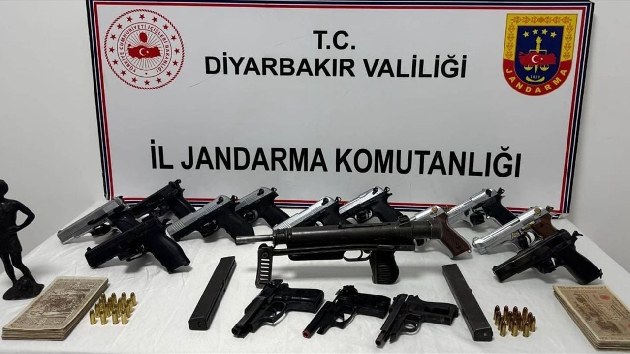 Diyarbakır'da Ruhsatsız Silah Satışı İddiasıyla Şüpheli Yakalandı