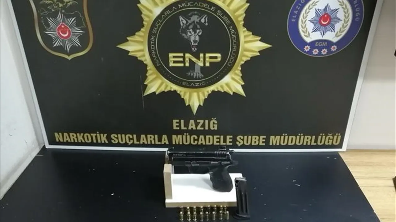 Elazığ'da Uyuşturucu Operasyonunda 4 Zanlı Tutuklandı