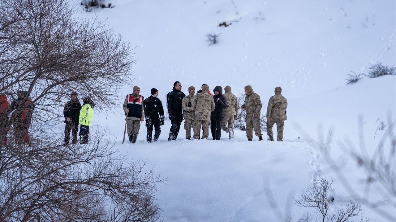 Erzurum'da Kayıp Öğretmen İçin Arama Çalışmaları Devam Ediyor