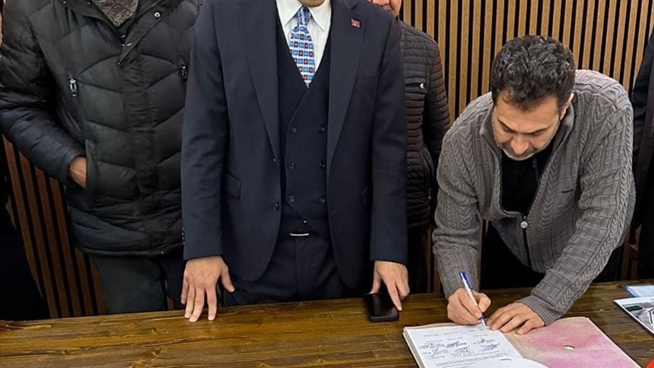 Gaziantep İslahiye'de Kasklı Motosiklet Sürücülerine Akaryakıt İndirimi