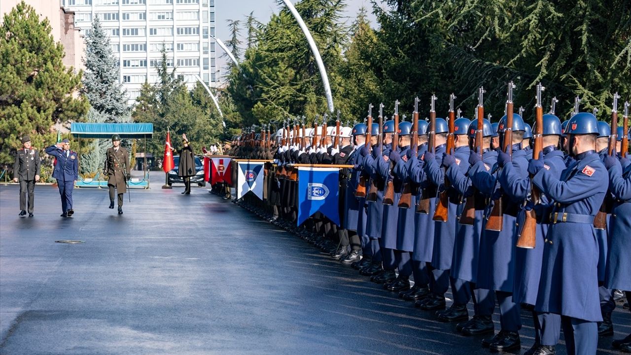 Genelkurmay Başkanı Gürak, Kuveyt Genelkurmay Başkan Vekili Sabah ile Görüştü