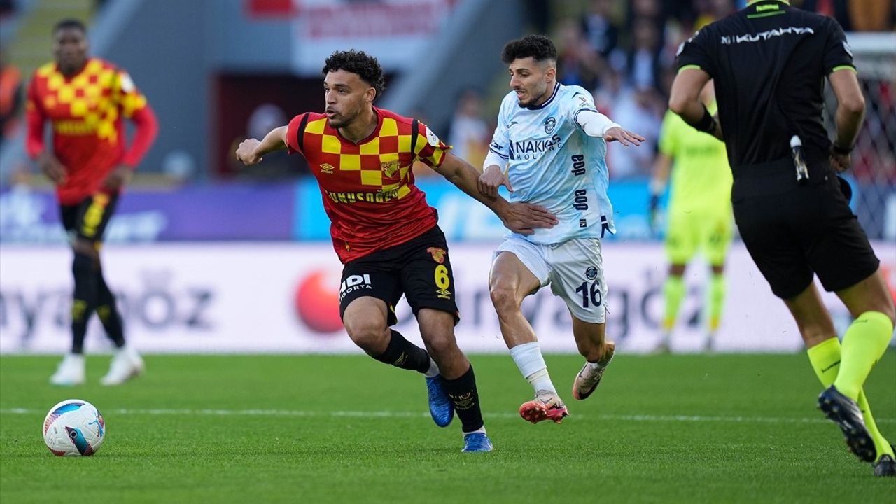 Göztepe, Adana Demirspor'u 3-1 Mağlup Etti