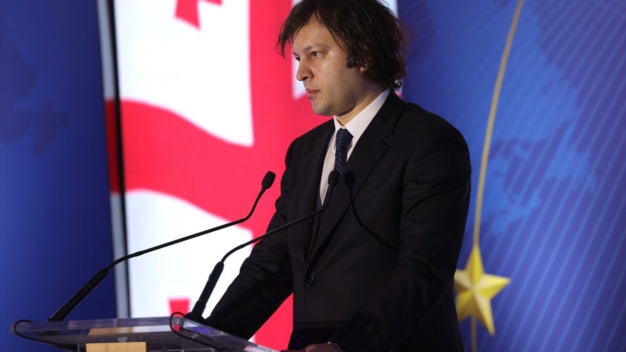 Gürcistan Başbakanı Kobakhidze, Barışçıl Çözümlerle Toprak Bütünlüğü Hedefini Vurguladı