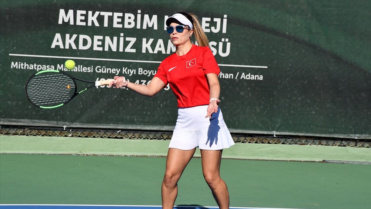 Hobi Olarak Başladığı Teniste Milli Takıma Seçilen Doktor, Dünya Şampiyonasında Yarışacak