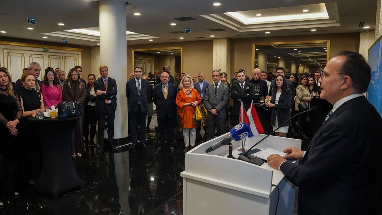 Hollanda-Türkiye Dostluğunun 100. Yılı Ankara'da Kutlandı