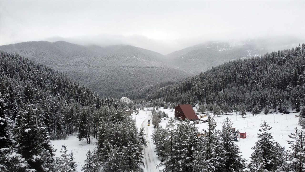 Ilgaz Dağı'ndaki Kış Manzarası Dronla Görüntülendi