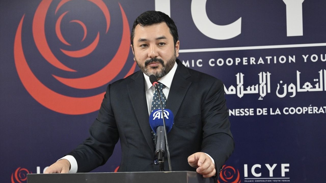 İslam İşbirliği Gençlik Forumu'nun 20. Yıldönümü İstanbul'da Kutlandı