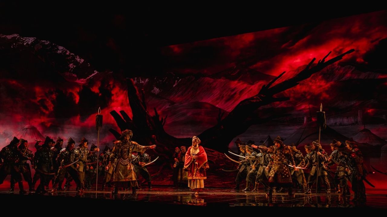 İstanbul'da 'Han Sultan: Altın Orda Operası' Premiere Hazırlanıyor