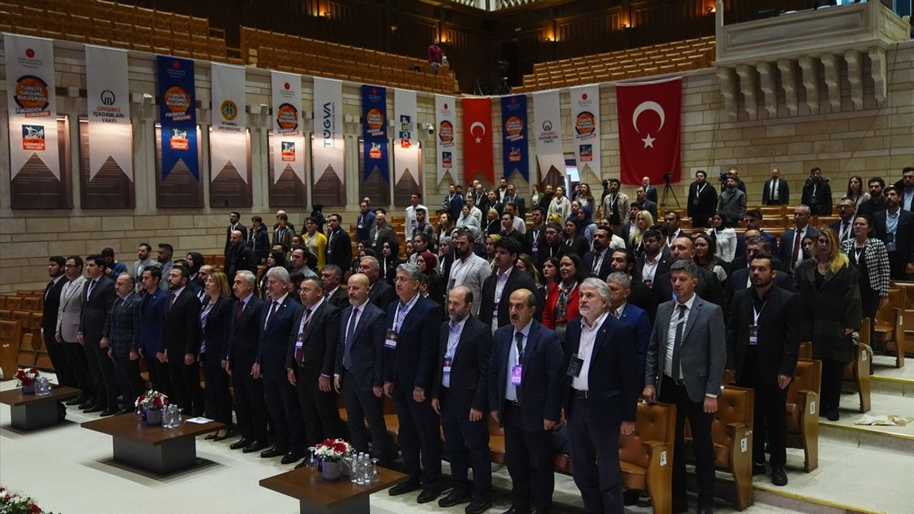 İstanbul'da 'Türkiye Girişimci Buluşması Fikirden Girişime' Etkinliği Düzenlendi