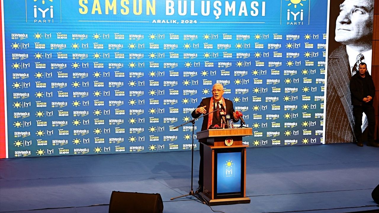 İYİ Parti Genel Başkanı Dervişoğlu, Suriyelilerin Türkiye'deki Misafirliğine Son Verilmesini İstedi