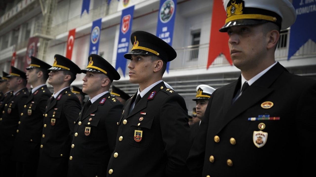 Jandarma Havacılık Akademisi Mezuniyet Töreni Düzenlendi