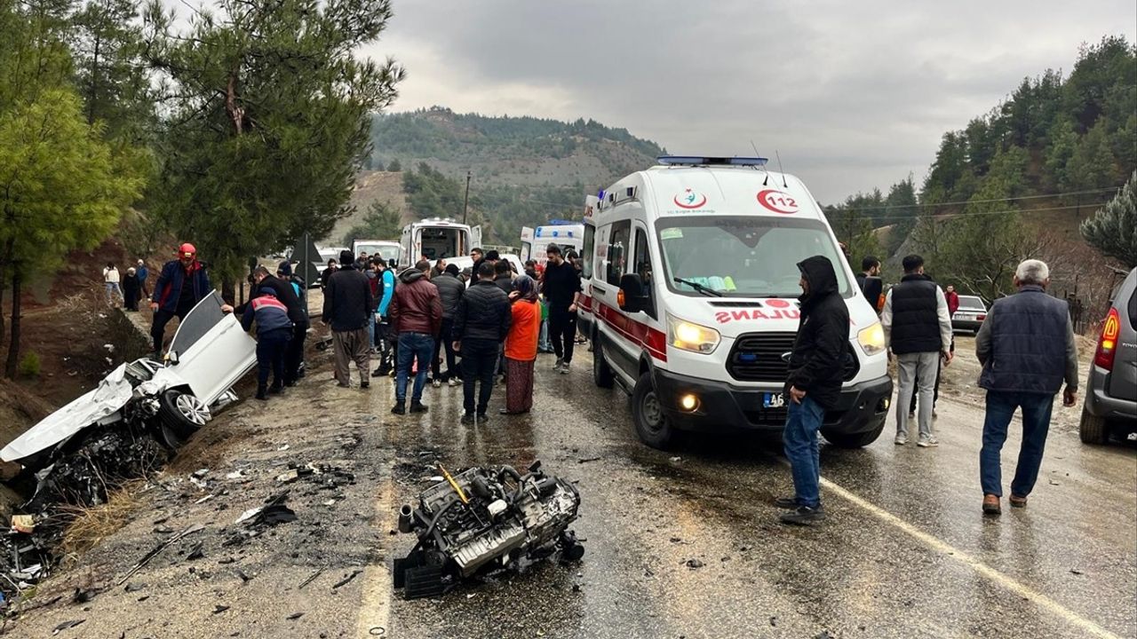 Kahramanmaraş'ta Trafik Kazası: 10 Yaralı