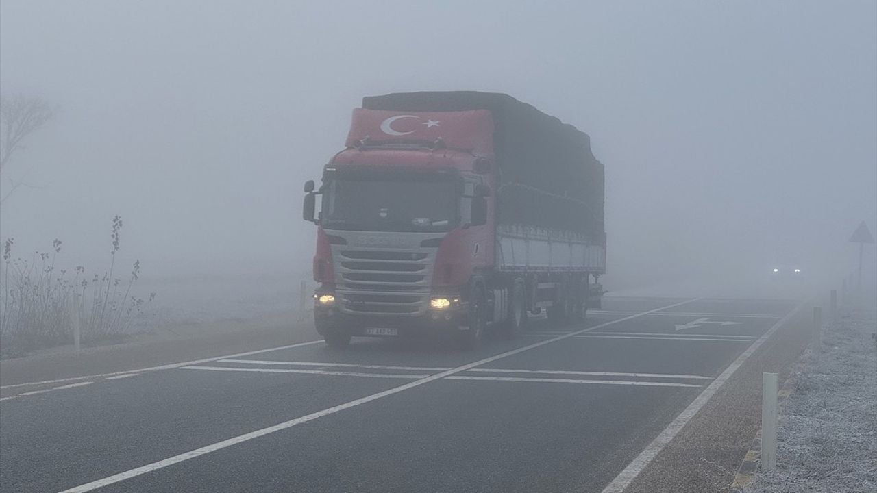 Kastamonu'da Sis Nedeniyle Ulaşım Güçleşiyor