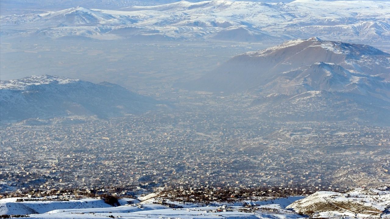 Kayseri'nin Hacılar İlçesi, Dağcı ve Kayakçı Yetiştiriyor