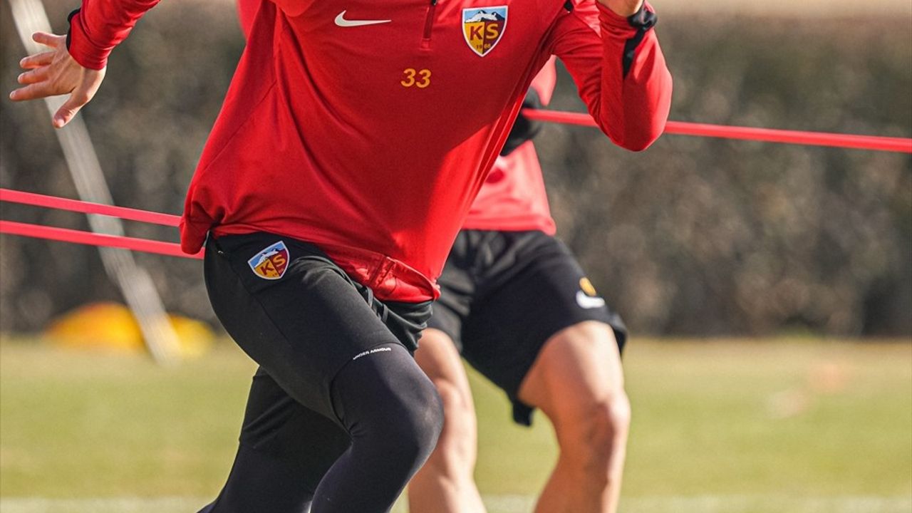 Kayserispor, Galatasaray Maçına Hazırlıklarını Sürdürüyor