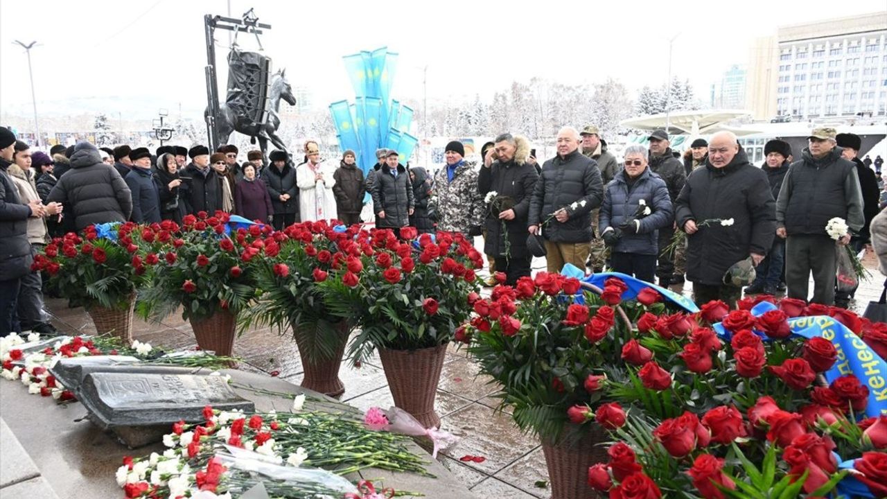 Kazakistan Cumhurbaşkanı Tokayev, Bağımsızlık Günü'nde mesaj yayımladı