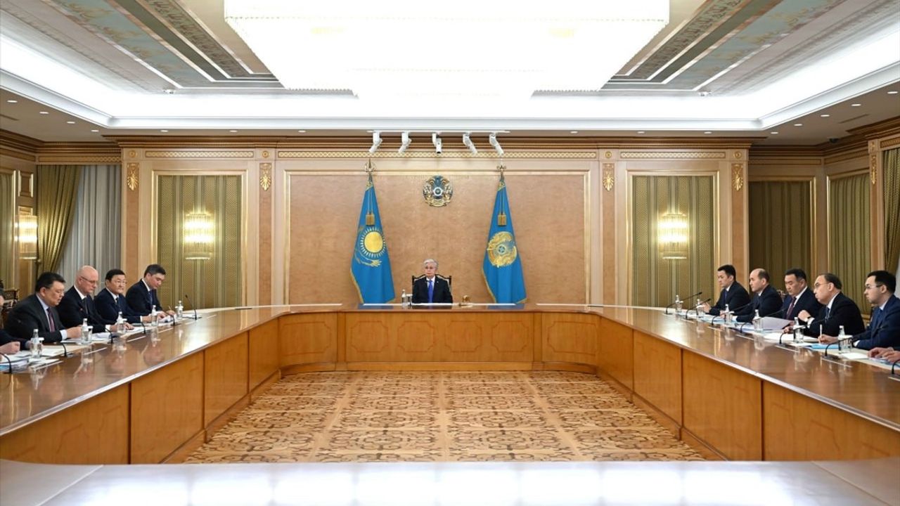 Kazakistan Cumhurbaşkanı Tokayev'den Aktau'daki Uçak Kazası İçin Soruşturma Talimatı