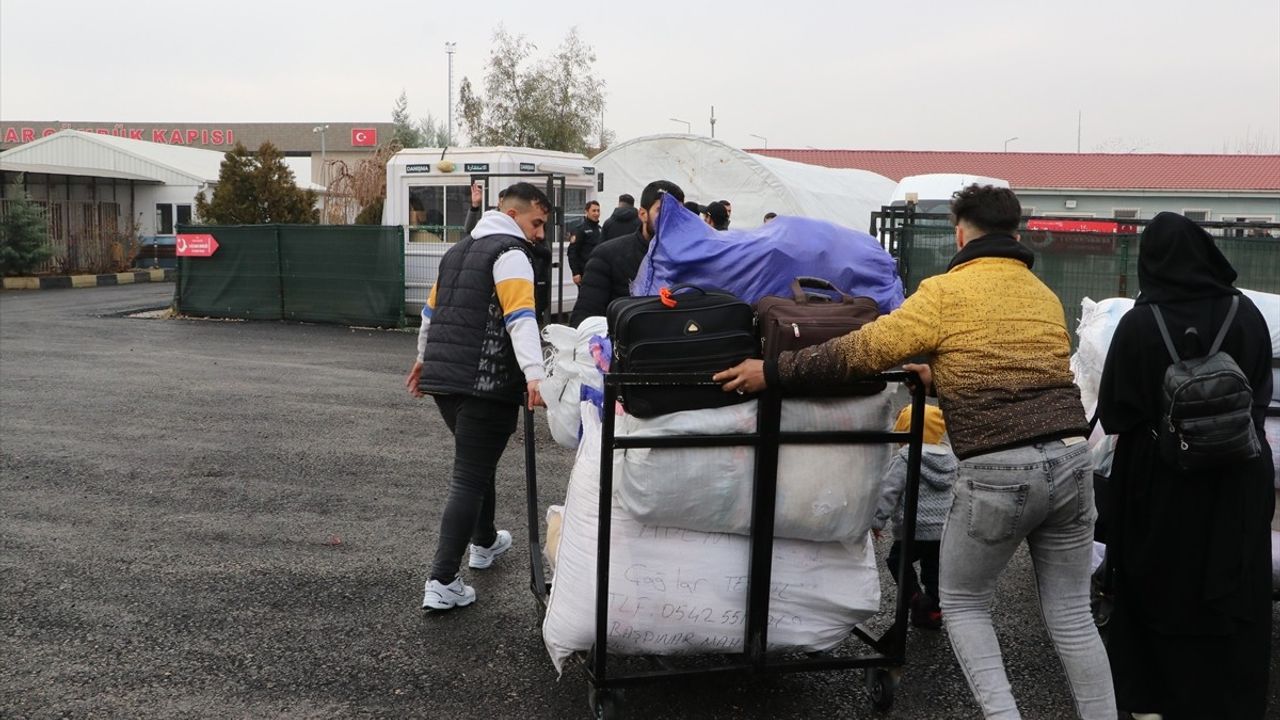 Kilis'ten Suriyelilerin Ülkelerine Dönüş Süreci Devam Ediyor