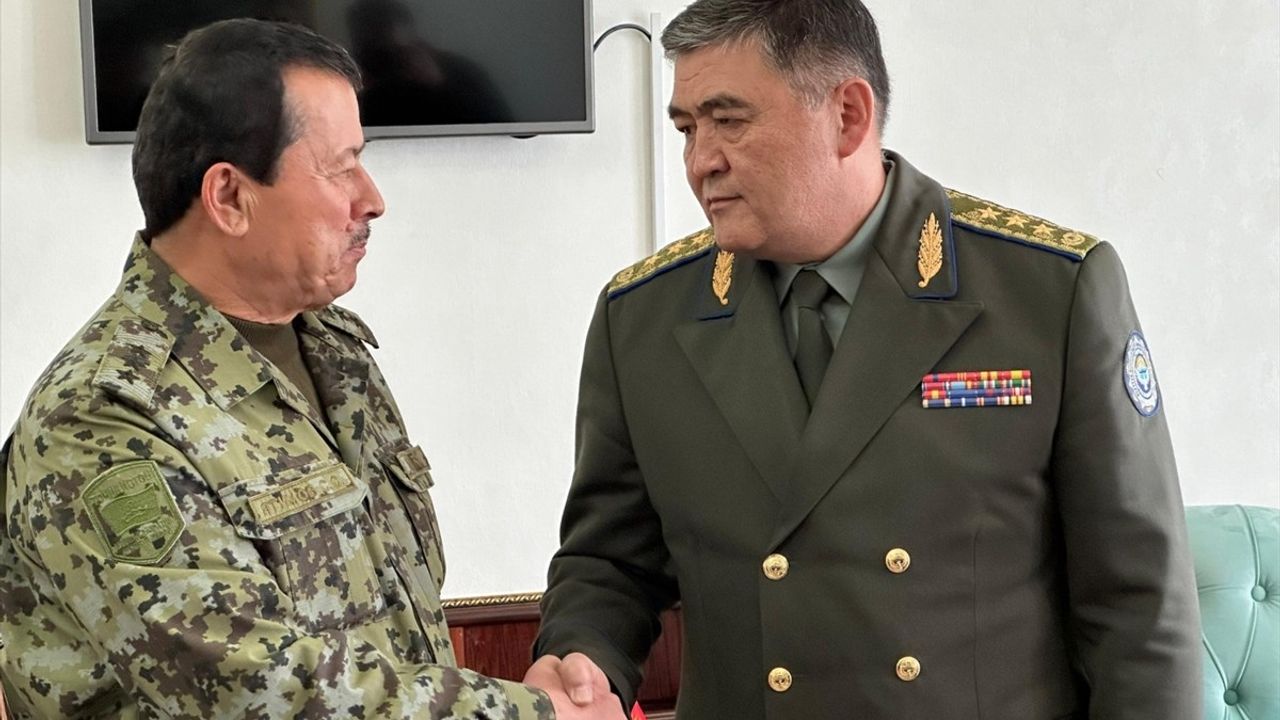 Kırgızistan ve Tacikistan Sınır Anlaşmazlığı Sorununu Çözdü