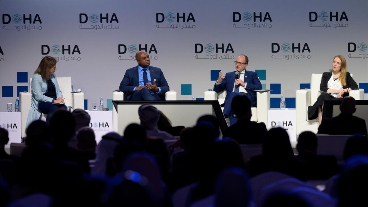 Kolombiya Dışişleri Bakanı Murillo'dan Gazze'de İnsan Haklarının Korunması Çağrısı