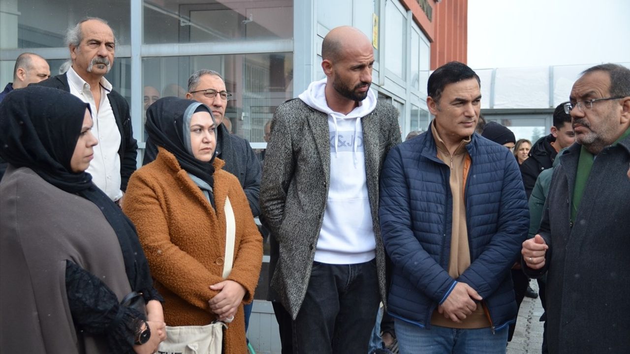 Konya'da Trafikte Öldürülen Üniversiteli Genç İçin Anma Etkinliği Düzenlendi