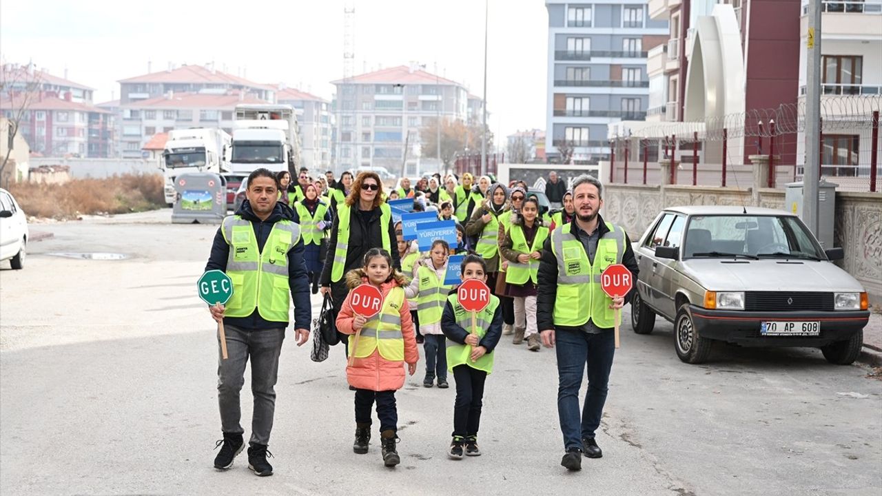 Konya'da 'Yayabüs' Projesi ile Öğrenciler Güvenle Okula Gidiyor