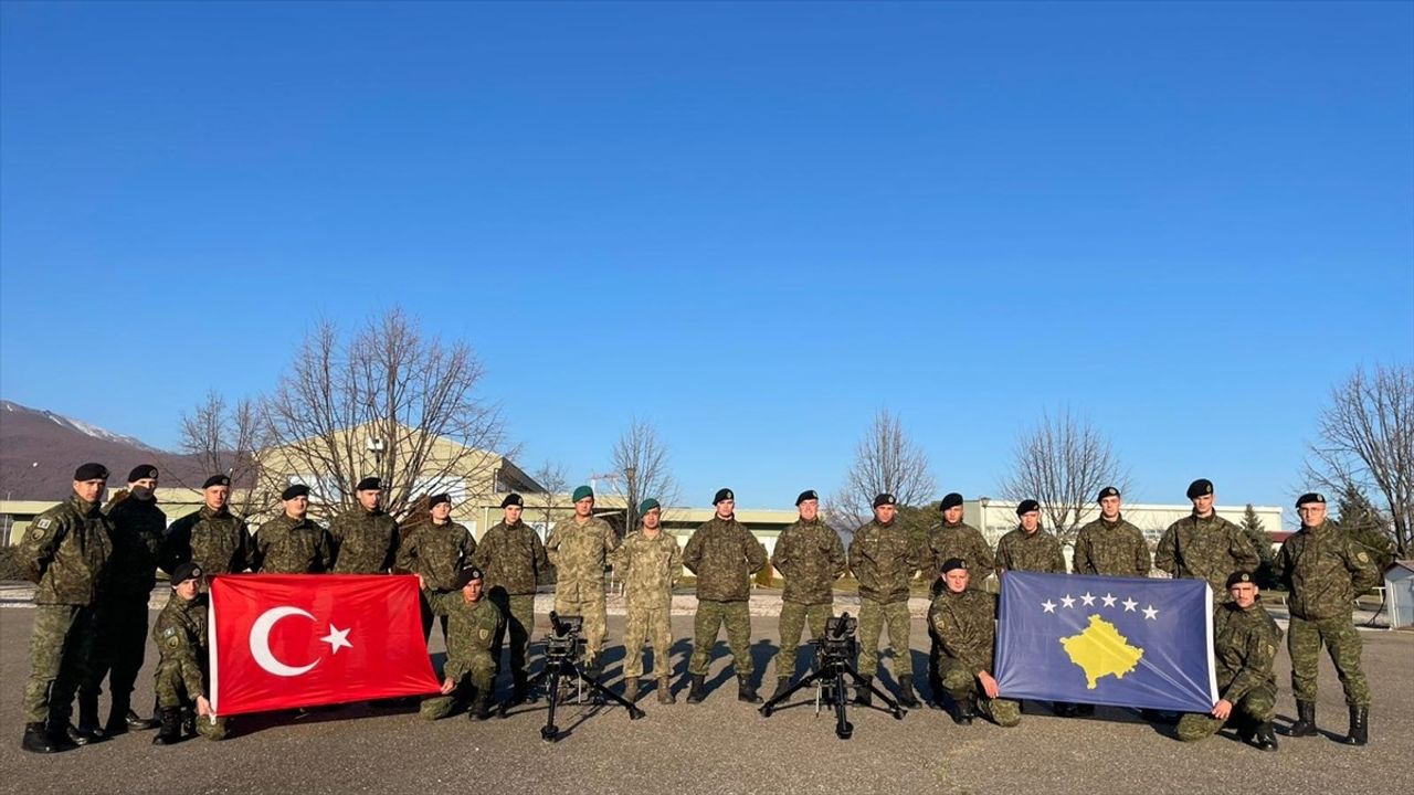 Kosova Güvenlik Kuvvetlerine Otomatik Bombaatar Eğitimi Verildi