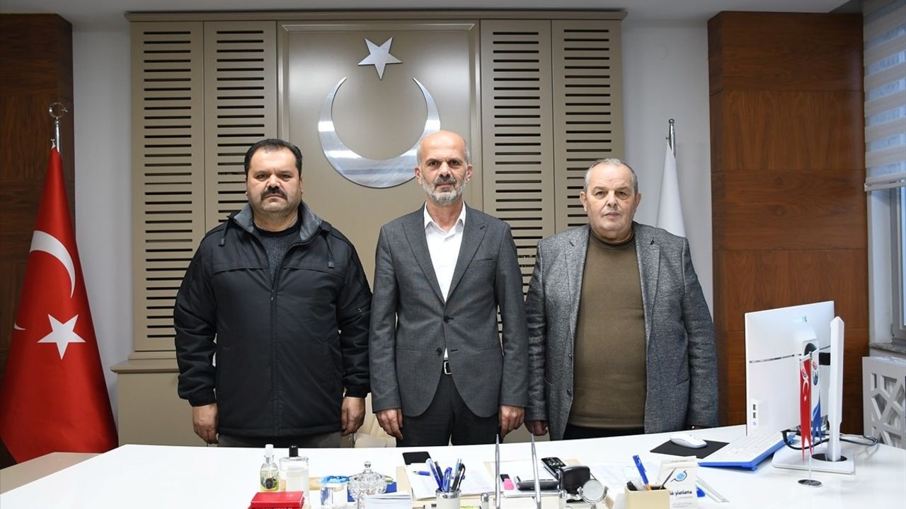 Ladik Belediye Başkanı Adnan Topal, Yeniden Refah Partisi'nden İstifa Etti