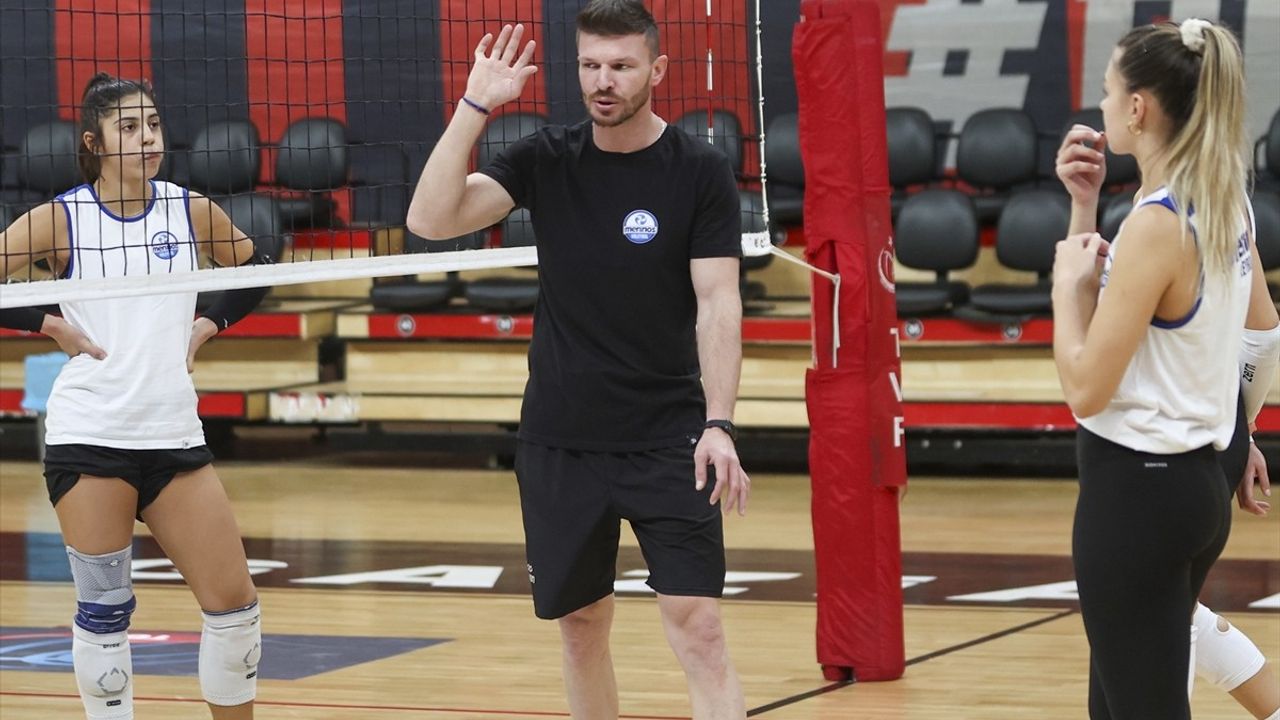 Merinos Voleybol, Gaziantep'i Sultanlar Ligi'ne Çıkarmak İçin Mücadele Ediyor