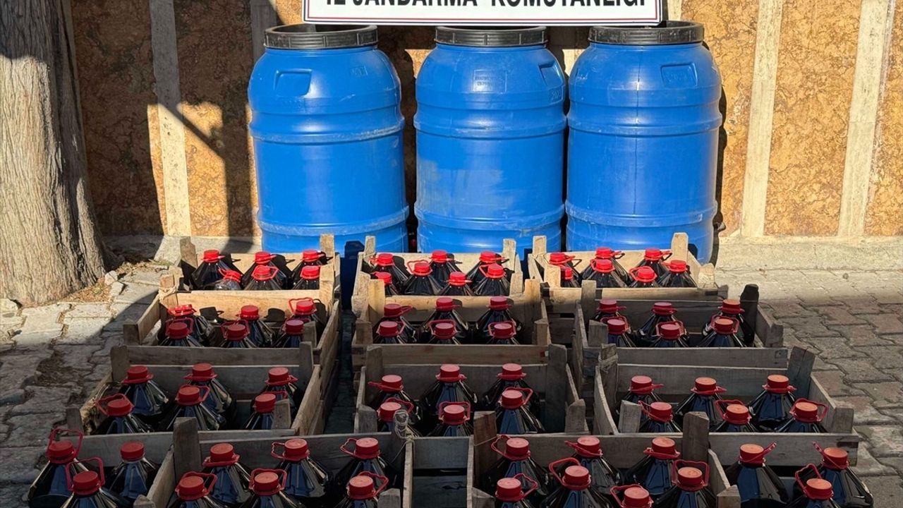 Mersin'de 2 Bin 115 Litre Sahte İçki Ele Geçirildi