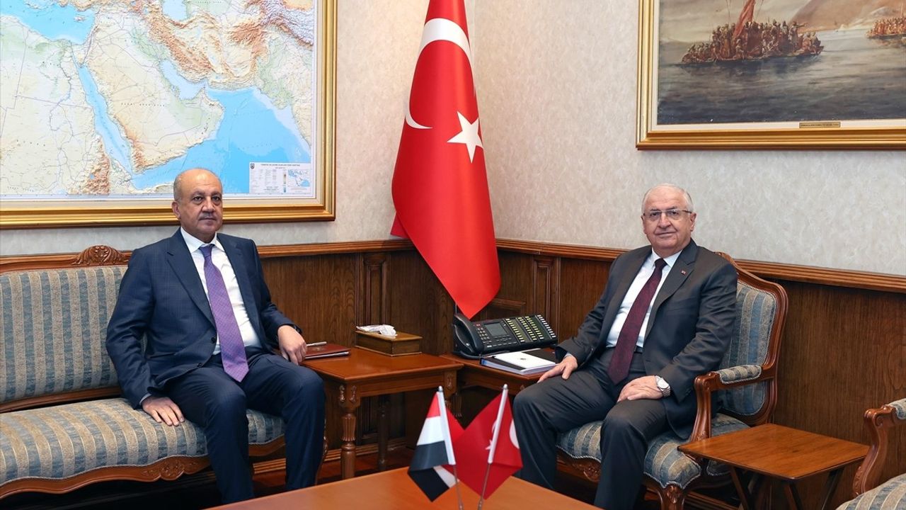 Milli Savunma Bakanı Güler, Irak Mevkidaşı ile Görüştü