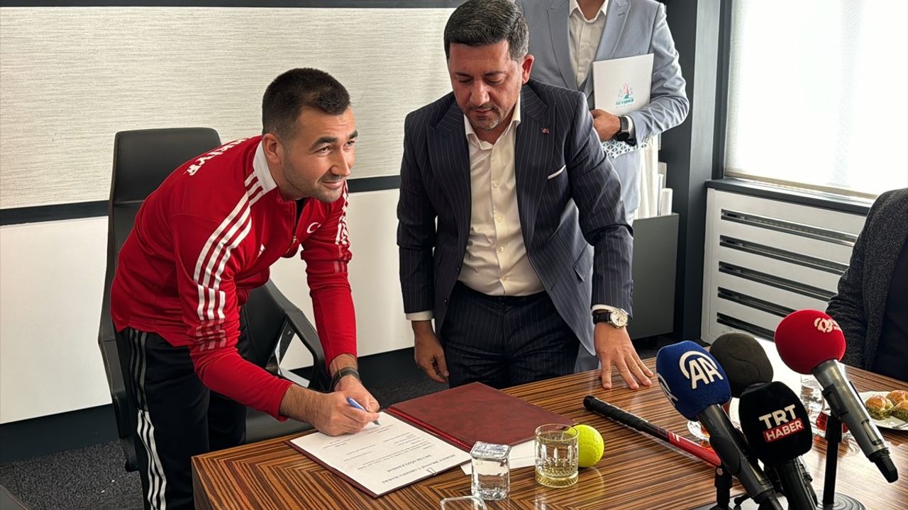 Nizip Zeugma Hokey Takımı, Nevşehir Belediyesi Spor Kulübüne Devredildi