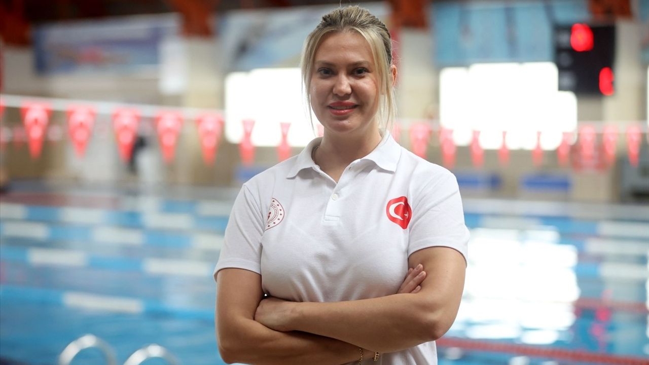 Özel Gereksinimli Çocuklar Yüzme ile Öz Güven ve Sosyalleşme Kazanıyor