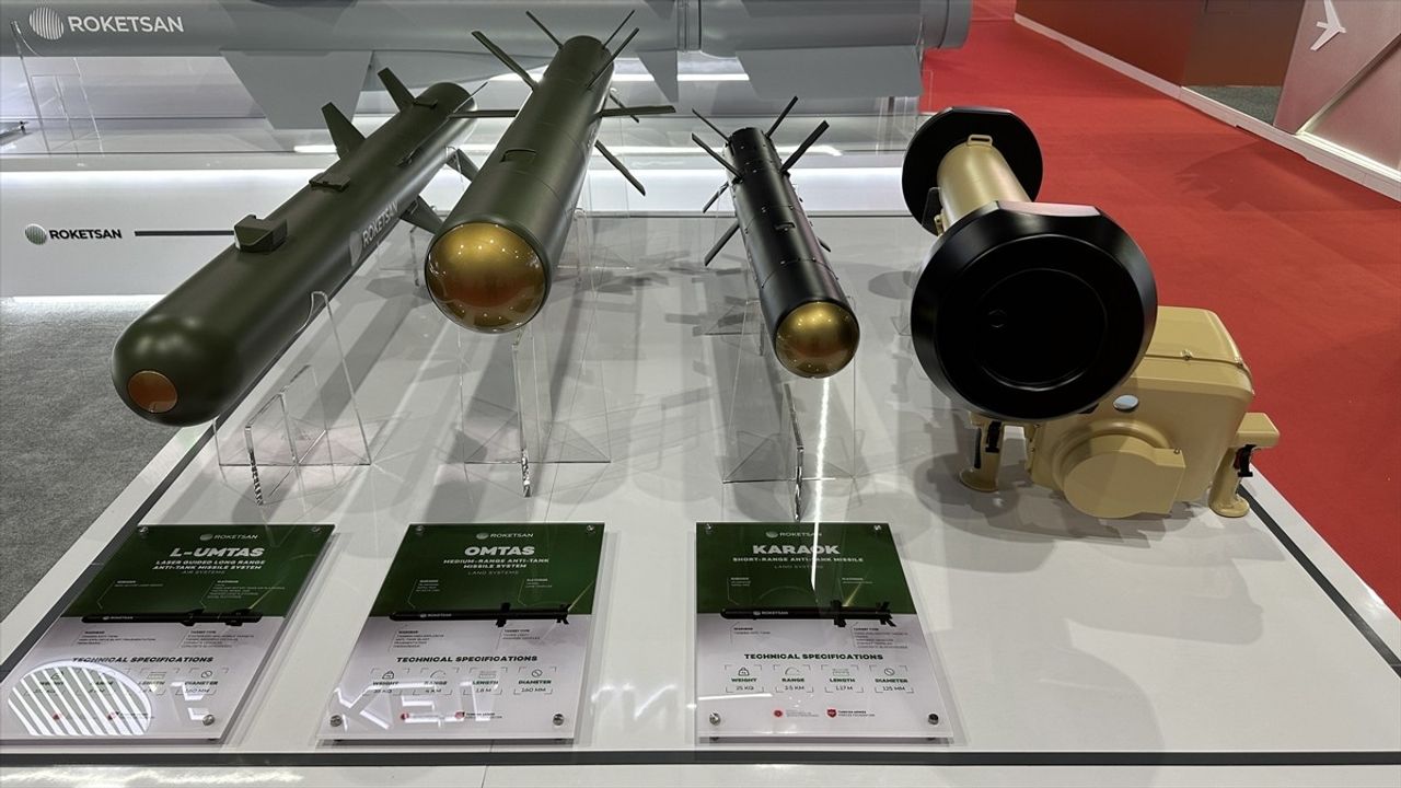 ROKETSAN, Vietnam Uluslararası Savunma Fuarı'nda Ürünlerini Tanıtıyor