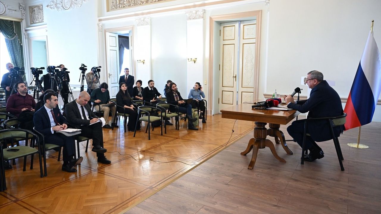 Rusya'nın İstanbul Başkonsolosu Buravov: Türkiye ile Suriye Üzerine Temaslar Devam Ediyor