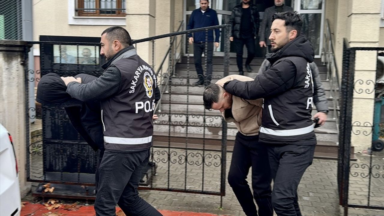 Sakarya'da Sağlık Personeline Yönelik Silahlı Saldırıda 3 Zanlı Yakalandı