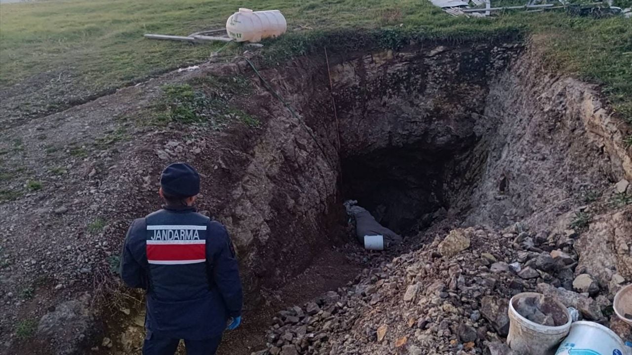 Samsun'da Kaçak Kazı Yapan Şahıs Yakalandı