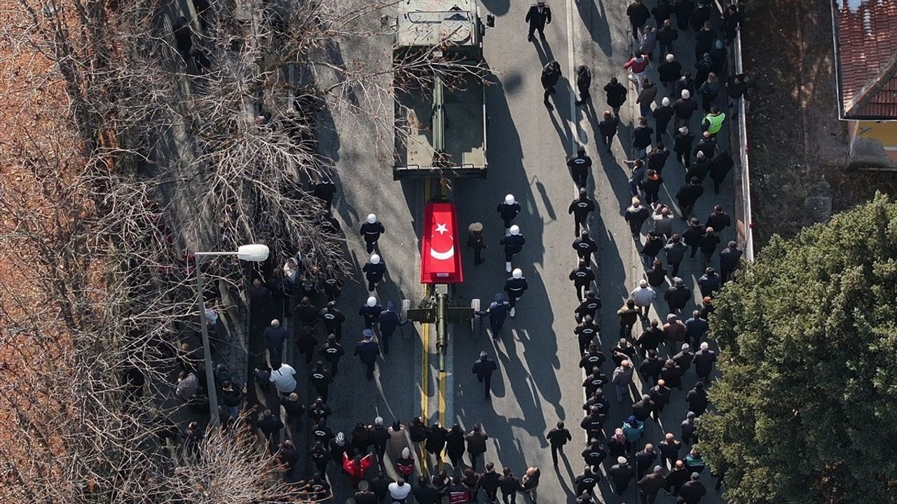 Şehit Tuğgeneral İsa Baydilli, Kayseri'de Son Yolculuğuna Uğurlandı